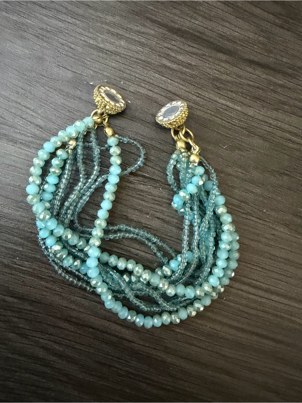 Multi-Strand Aqua Beaded Bracelet with Gold-Tone Clasp - Picture 4 of 7